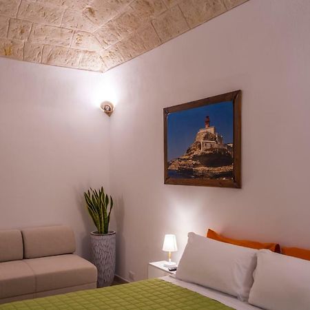 Melo Accommodations Apartment Abbrescia Bari Exteriör bild