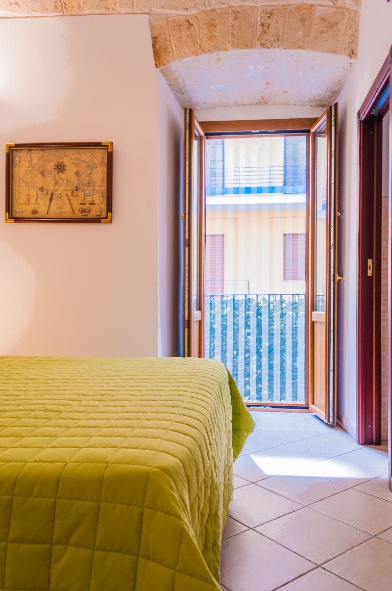 Melo Accommodations Apartment Abbrescia Bari Exteriör bild